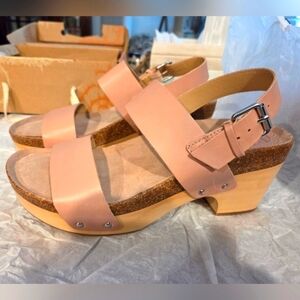 Latigo Platform Sandals